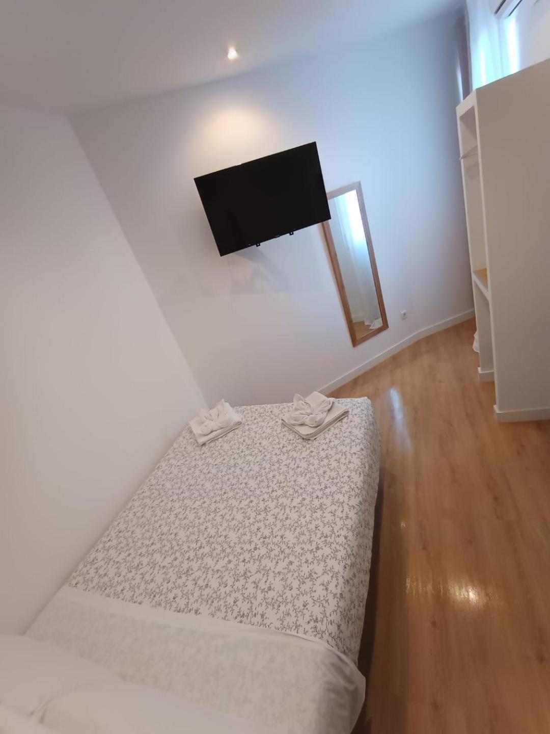 Hostal Flat55Μαδρίτη Εξωτερικό φωτογραφία