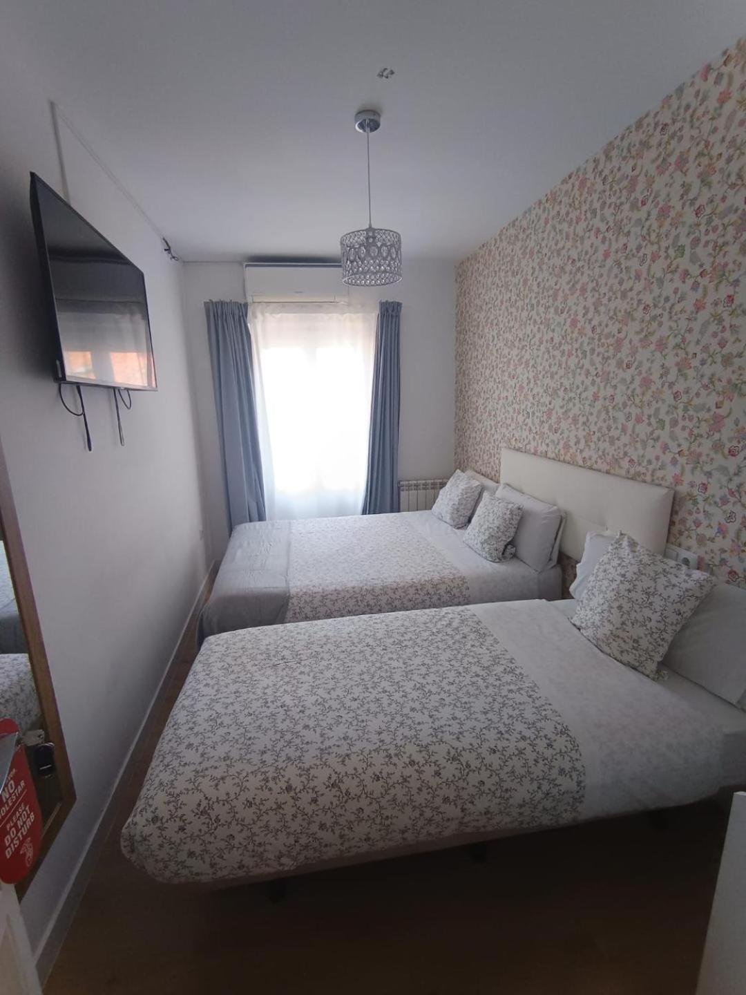Hostal Flat55Μαδρίτη Εξωτερικό φωτογραφία