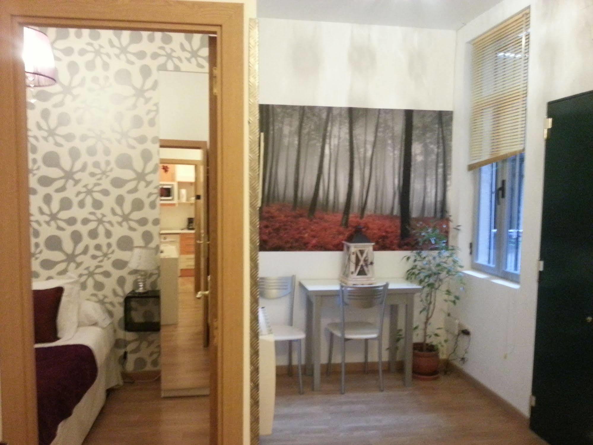 Hostal Flat55Μαδρίτη Εξωτερικό φωτογραφία